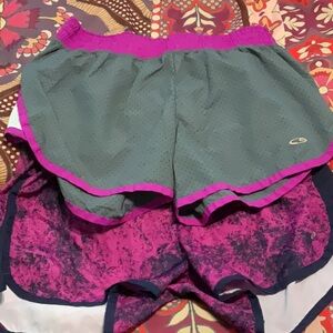 Set of 2 C9 Champion Duo Dry shorts size medium